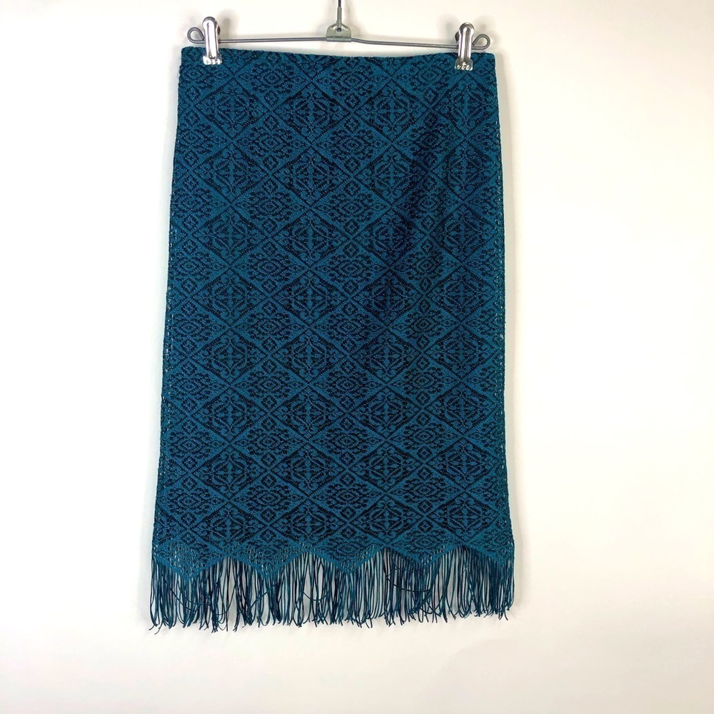 Vintage Turquoise blue lace over black long fringed pull on skirt with sheen - Picture 2 of 6